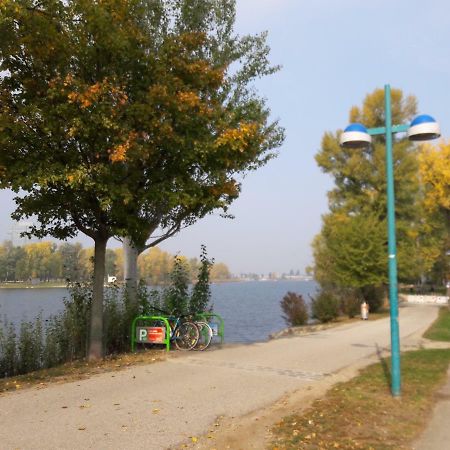 Bungalow At Lake Alte Donau Wien Eksteriør billede